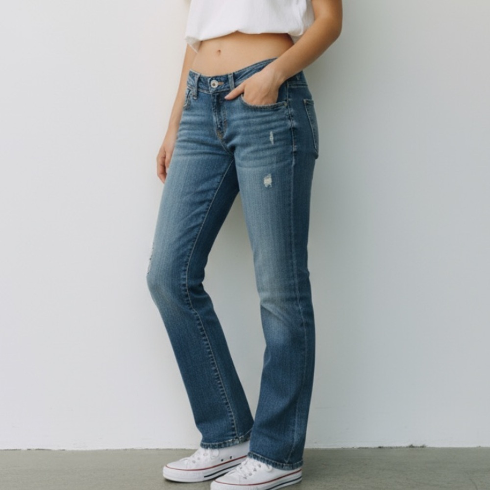 Guess Jeans Ultra Low Rise Scarlet Straight Size 25 or 0 - Picture 1 of 9